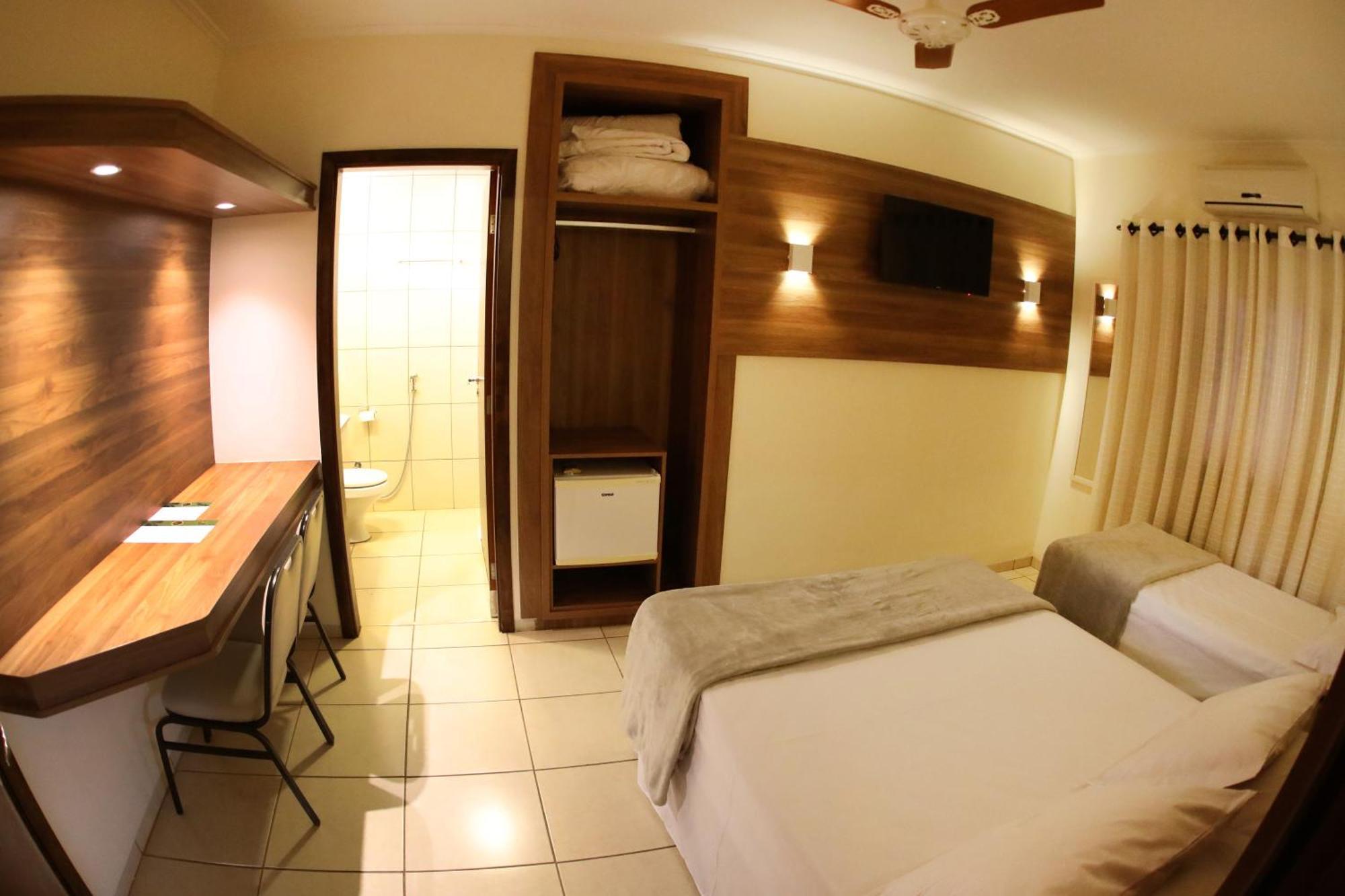 Hotel Roda D'Agua Andradina Δωμάτιο φωτογραφία