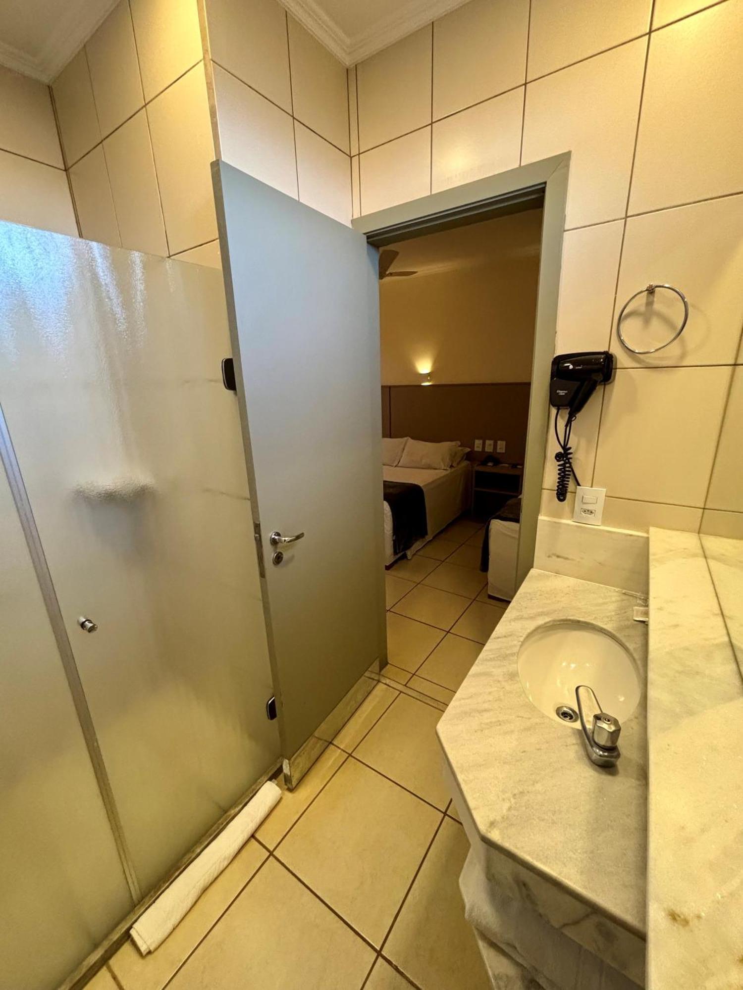 Hotel Roda D'Agua Andradina Δωμάτιο φωτογραφία