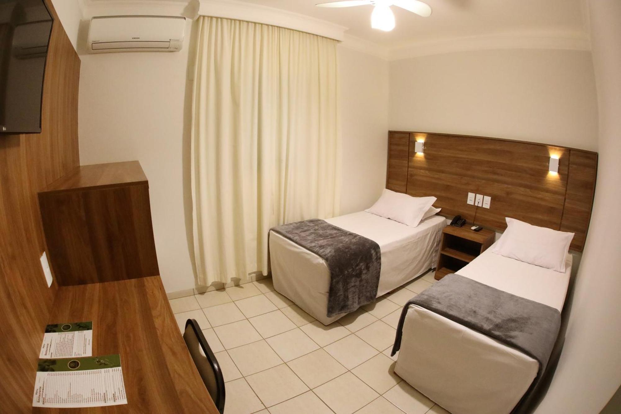 Hotel Roda D'Agua Andradina Εξωτερικό φωτογραφία